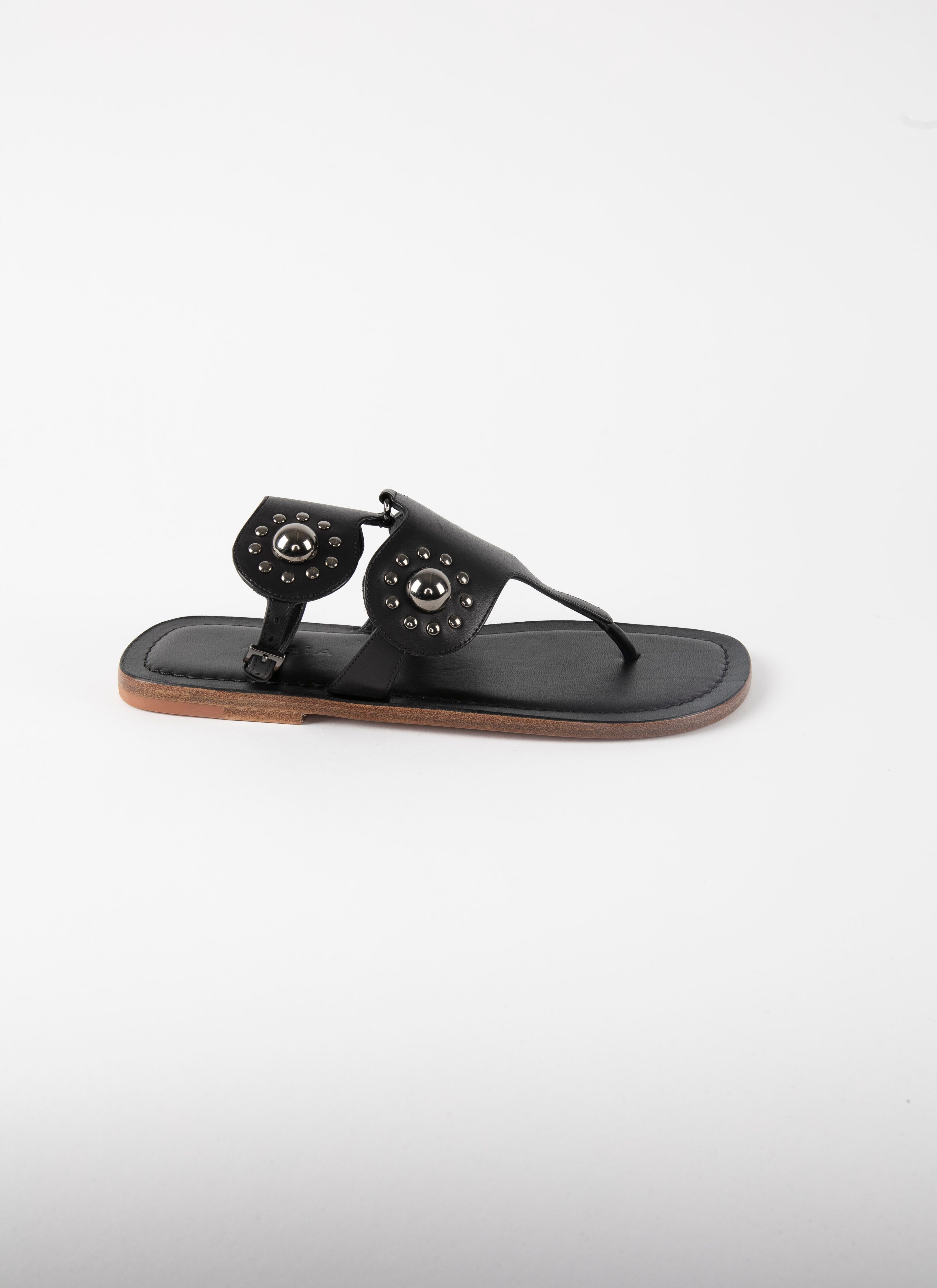 Edition 2007 Studded calfskin sandals Edition 2007 Studded calfskin sandals - maison-alaia.com